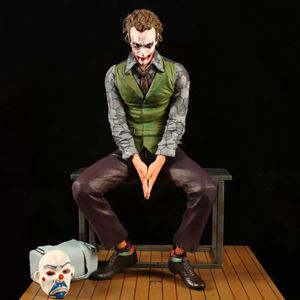 اکشن فیگور جوکر نشسته Joker Action Figure
